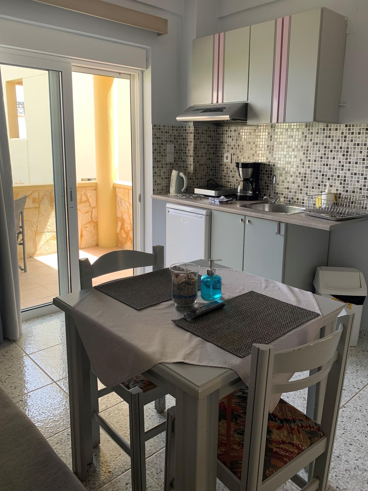 Ermis Suites Platanés Екстериор снимка
