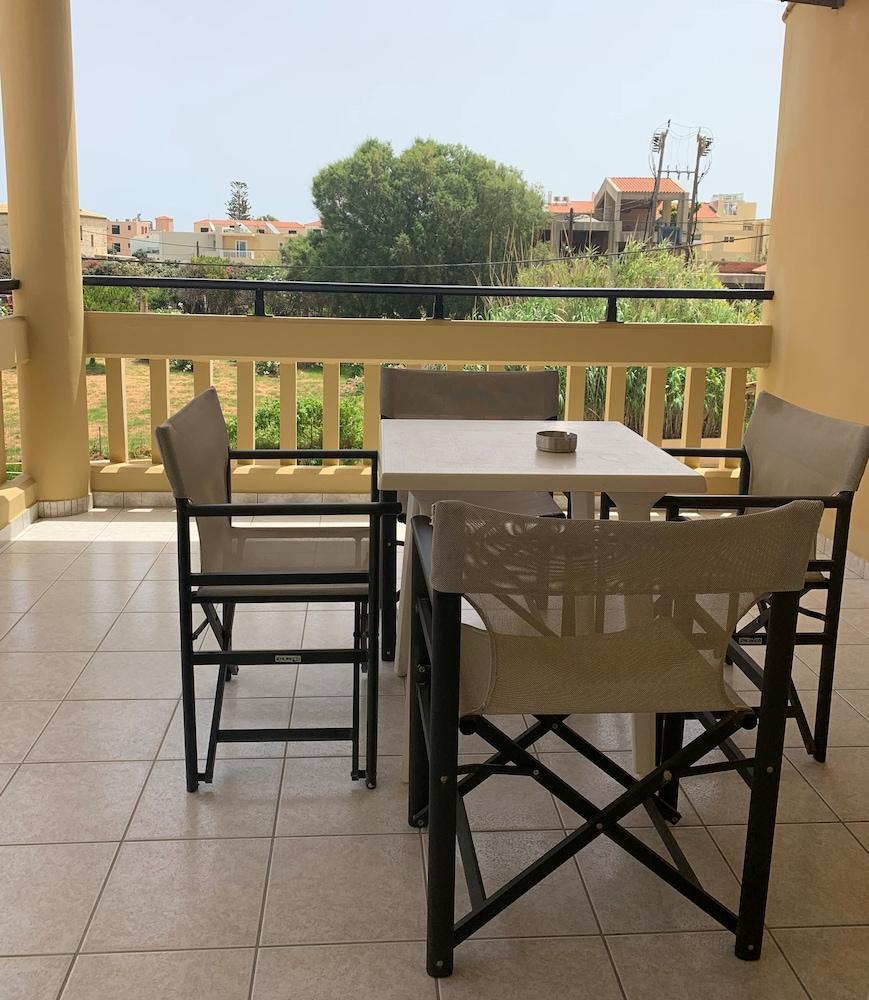 Ermis Suites Platanés Екстериор снимка