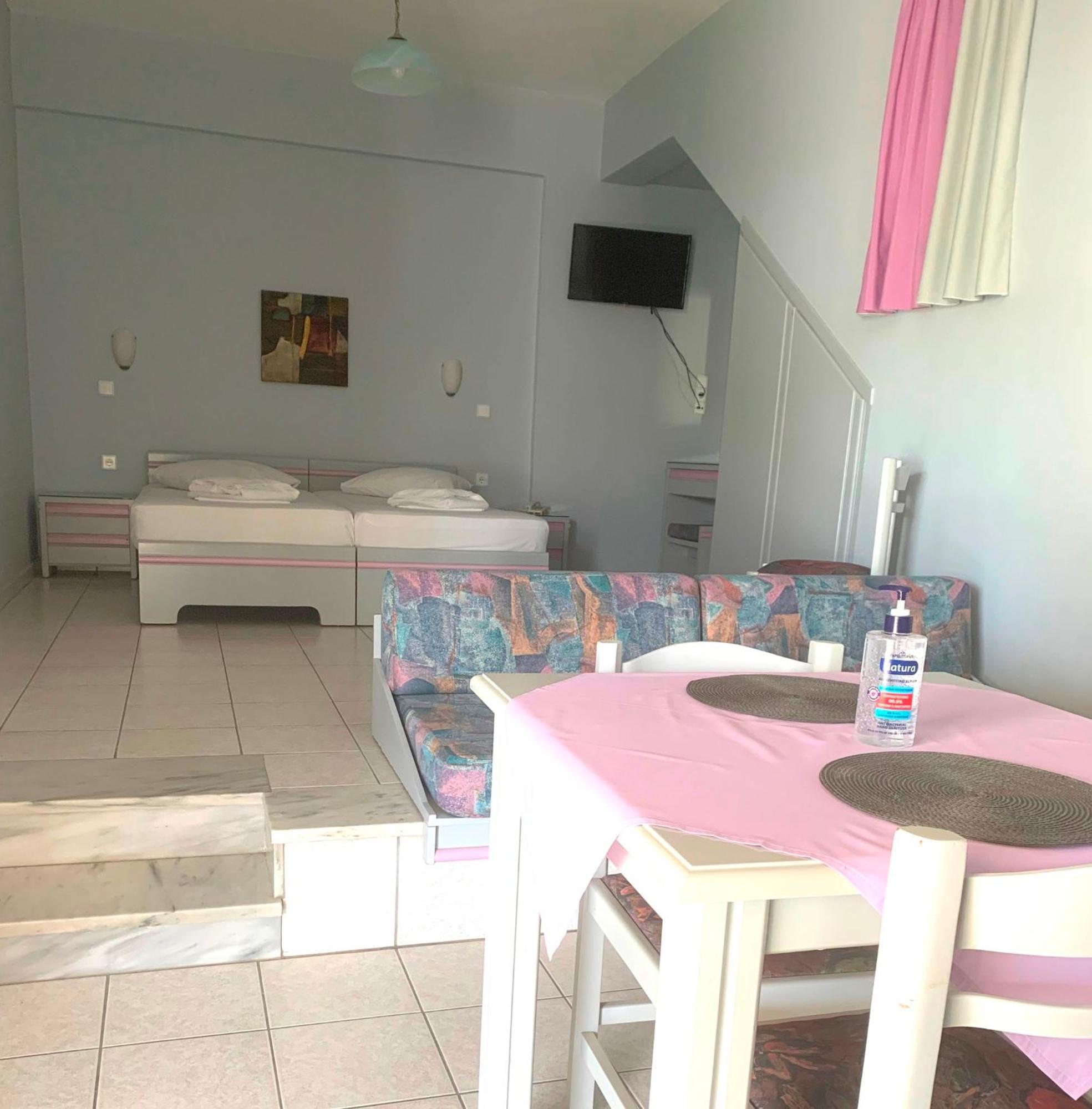 Ermis Suites Platanés Стая снимка